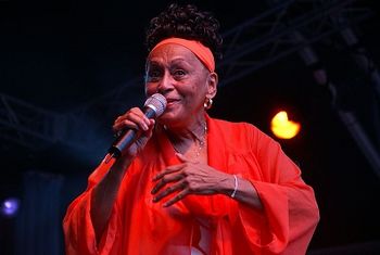 Omara Portuondo.jpg