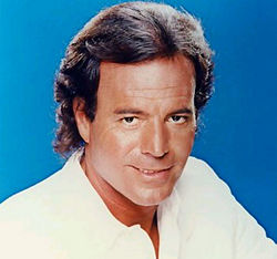 Julio Iglesias.jpg